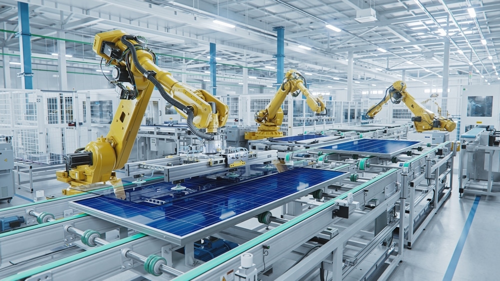 optimización de procesos grande,producción,línea,con,industrial,robot,brazos,en,moderno,brillante